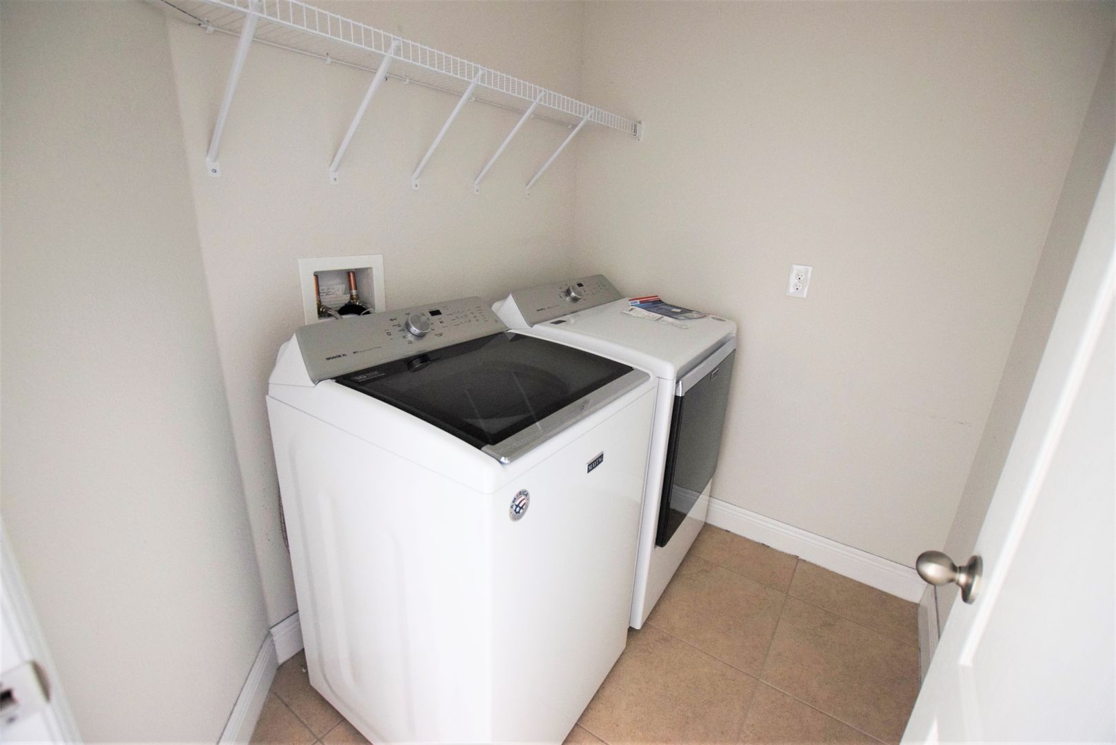 Laundry room at SilverCreekStreet4358