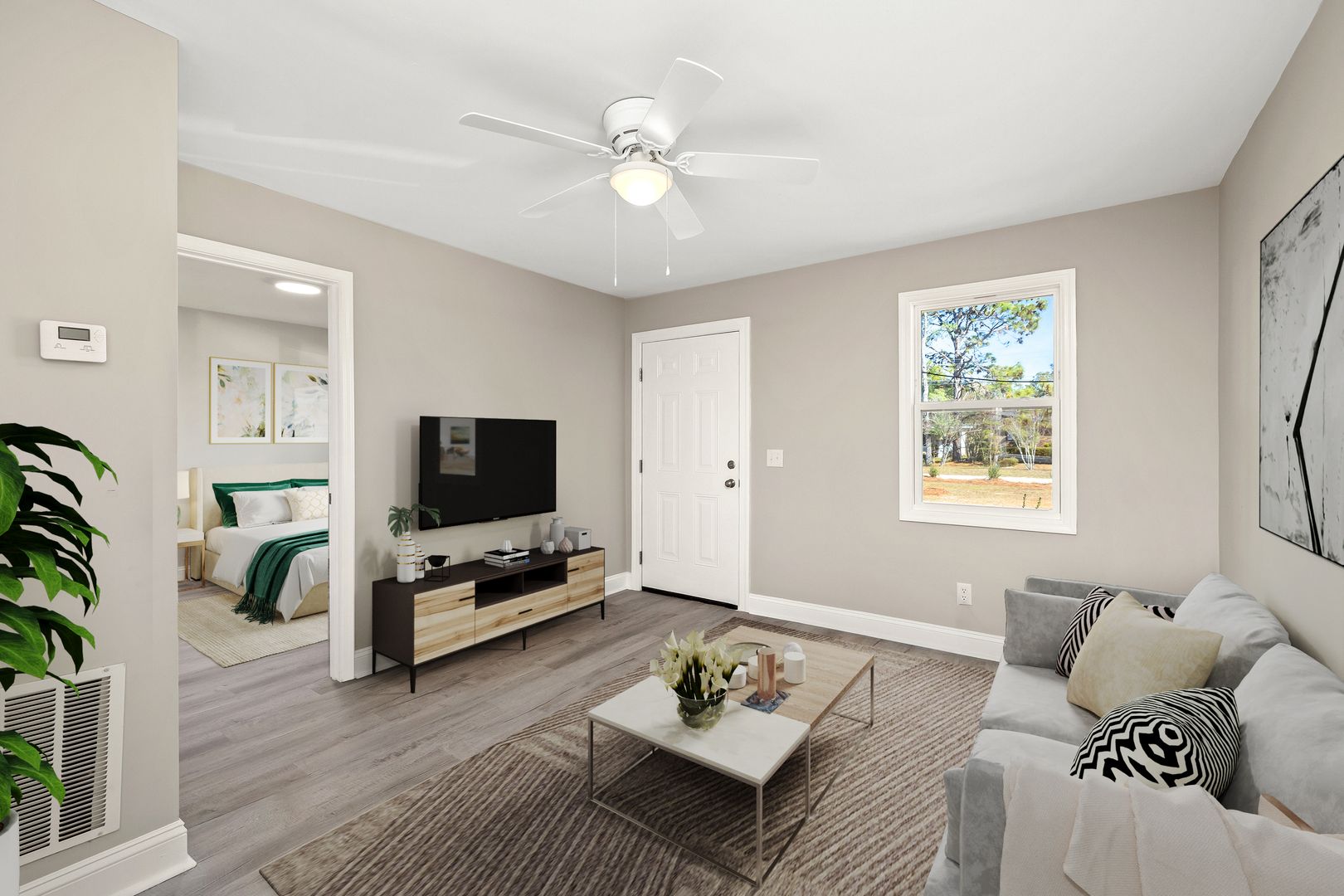 Sumter Apartment: 934-938 Houck St