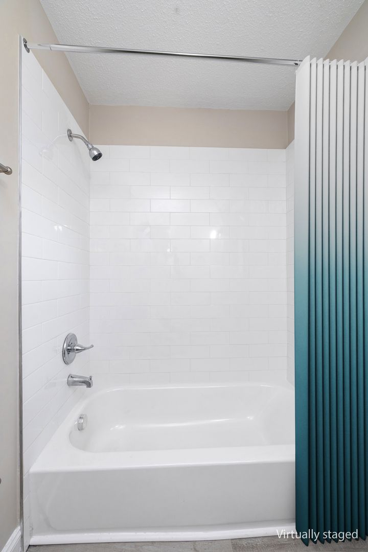 Pinedale Apartments 18 of 22