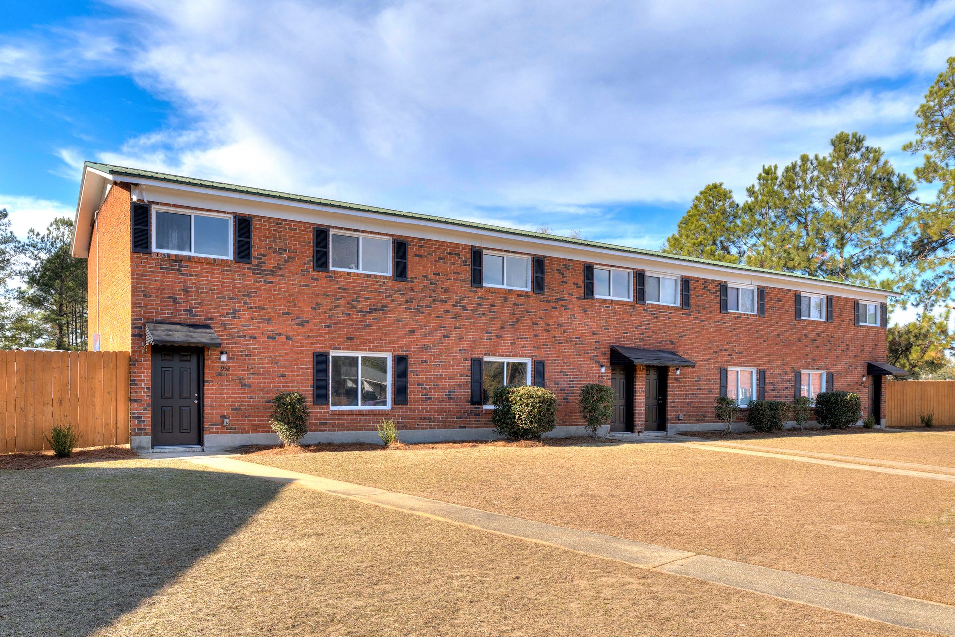 Pinedale Apartments 4 of 12