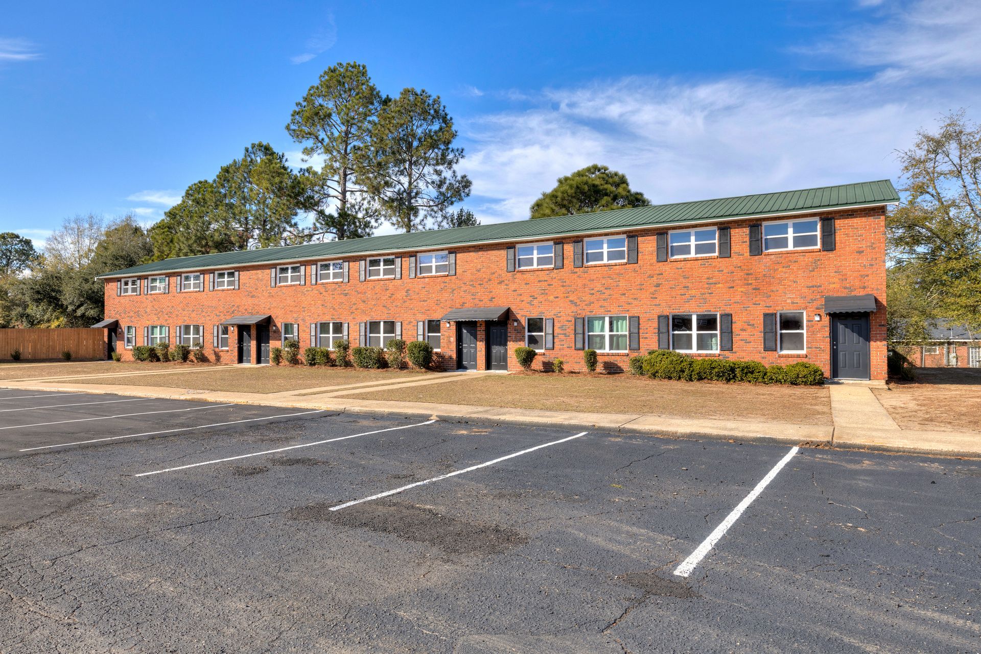 Pinedale Apartments 8 of 12