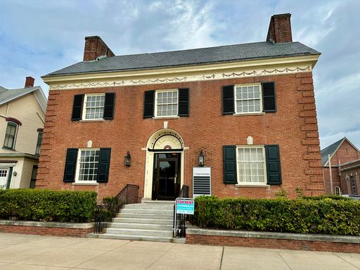 2,040 Sq Ft Commercial Space for Lease – Flexible and Full of Potential – photo 1