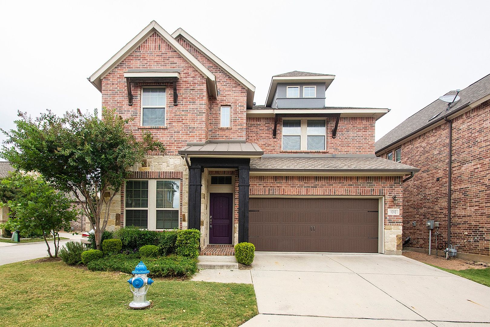 Richardson House: 1212 Naples Dr