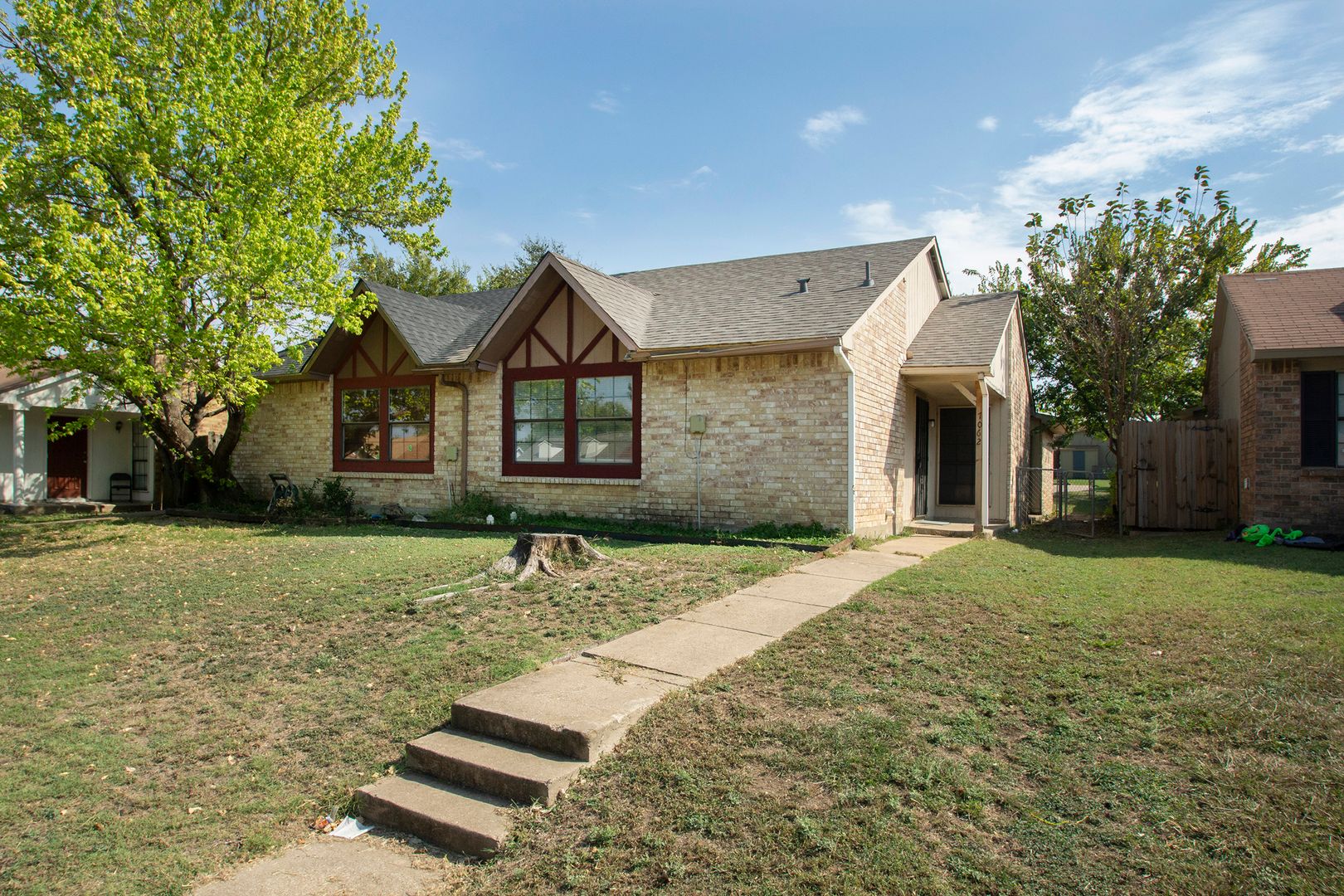 Dallas House: 7062 Pineberry Road