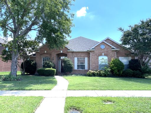 4 Bed / 2 Bath House for Lease in Plano – photo 1