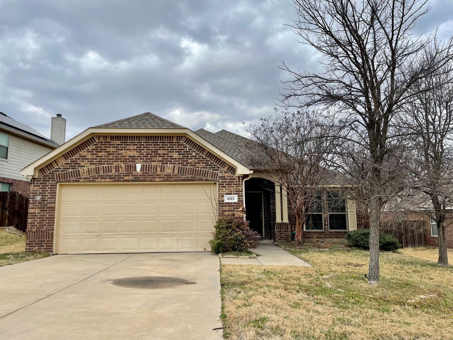 Oak Point House: 605 Knollwood Trail Ct