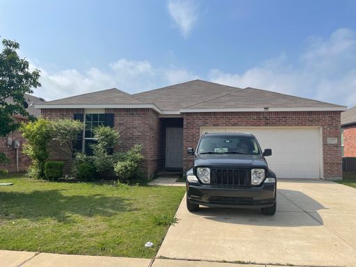 House for Lease in Fort Worth – photo 1