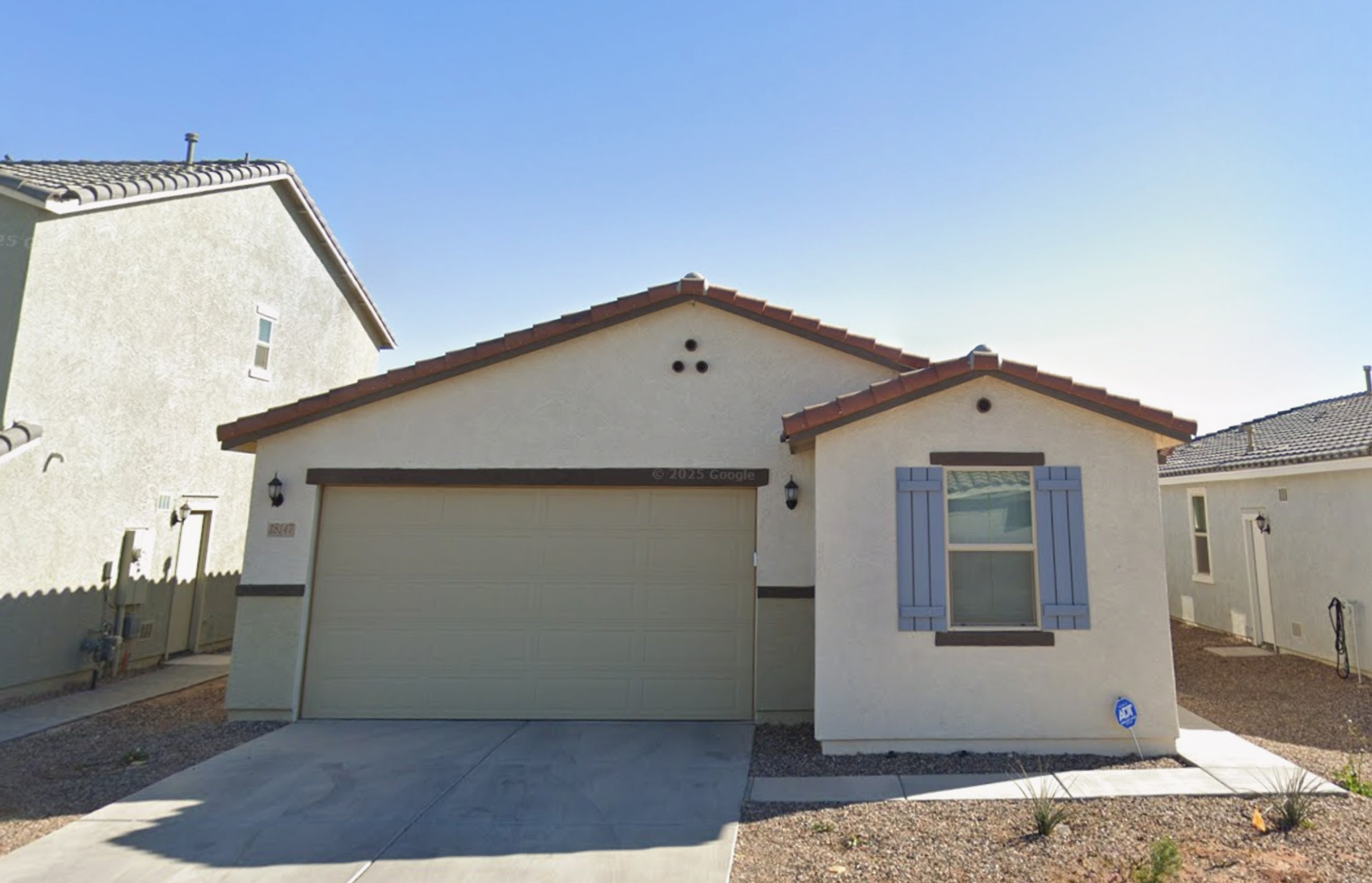 Maricopa House: 18147 N Alicante St