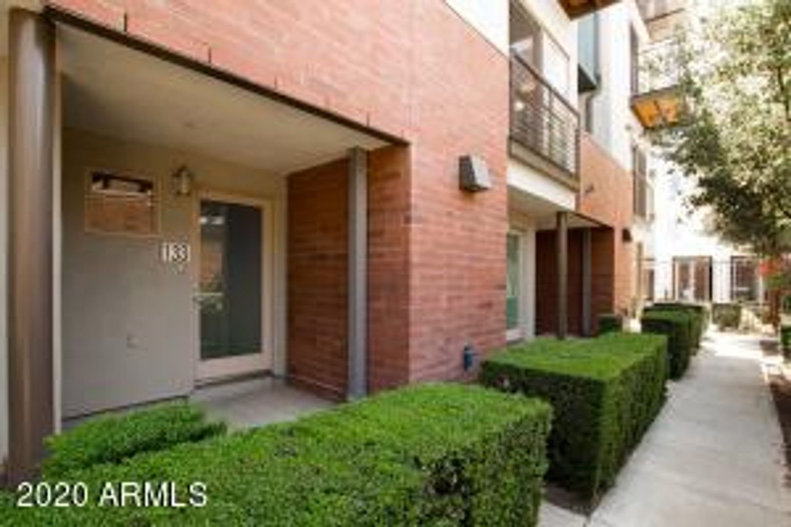 Tempe House: 525 W Lakeside Dr #133