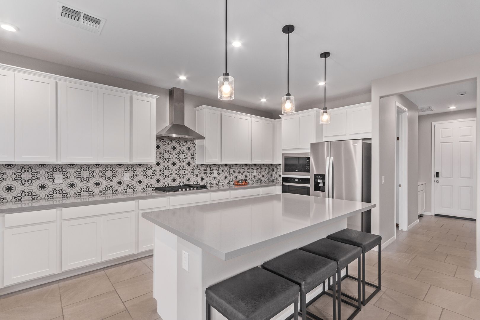 Litchfield Park House: 19210 W Solano Dr