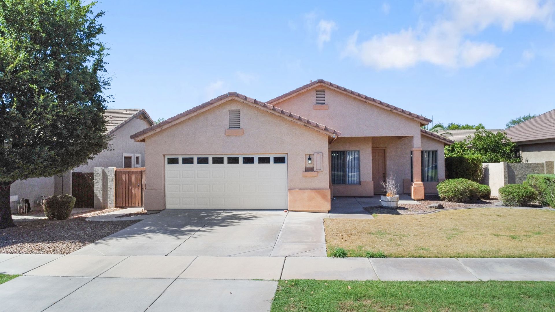 Gilbert House: 3458 E Park Ave