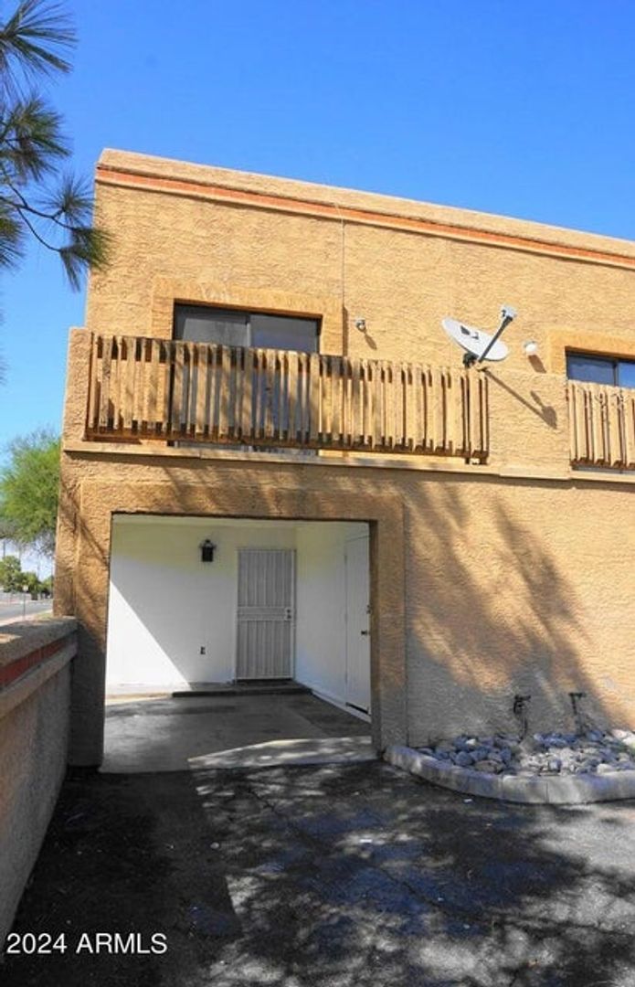 Phoenix House: 12245 N 21st Ave #1