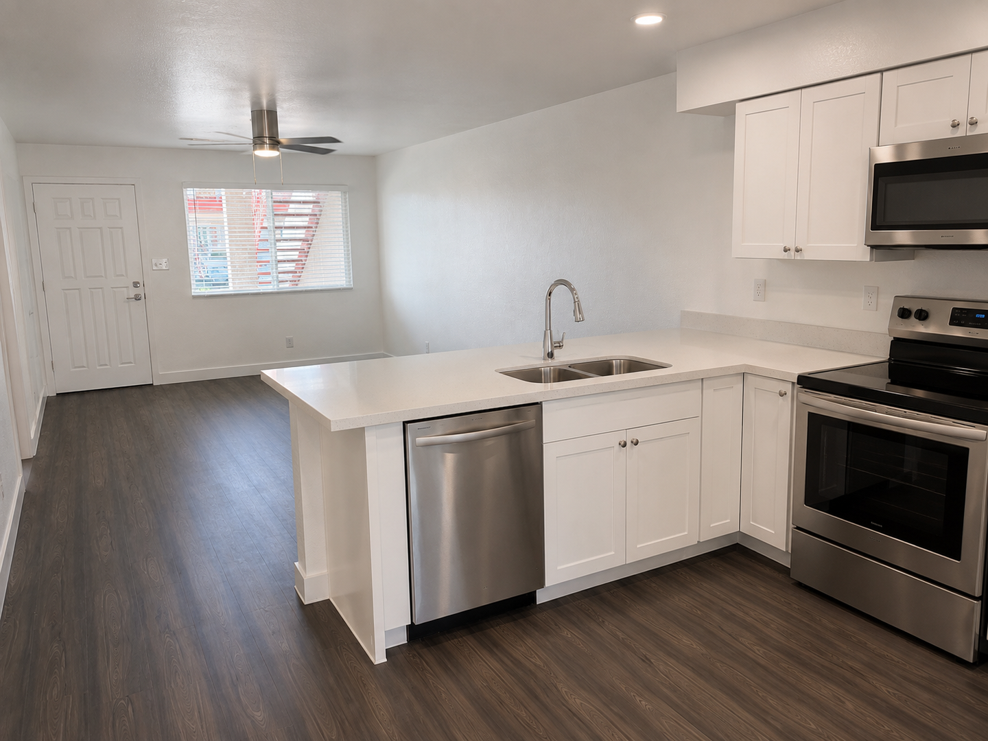 Tempe Condo: 510 W University Dr #201