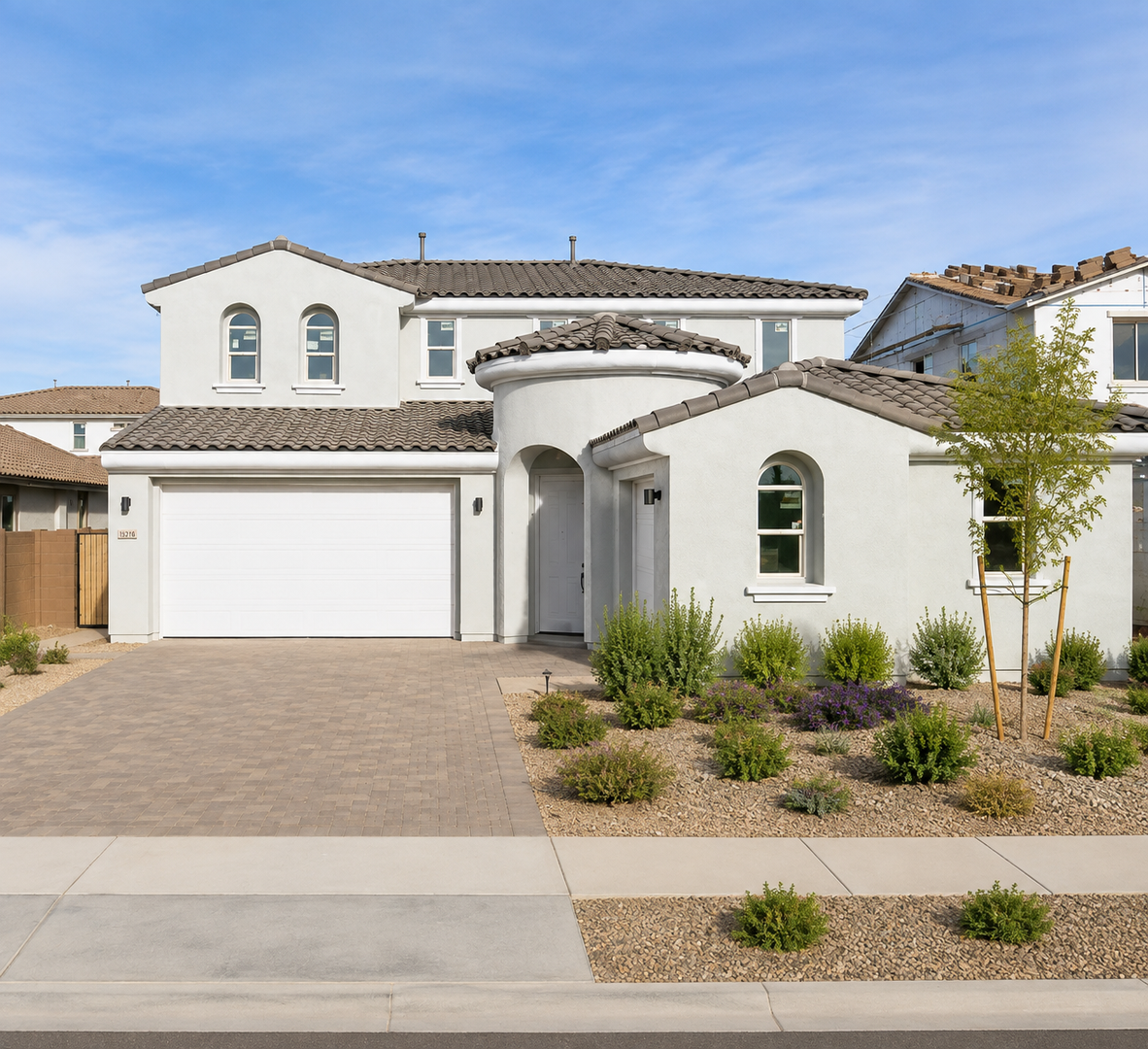 Surprise House: 14304 W Calle Lejos