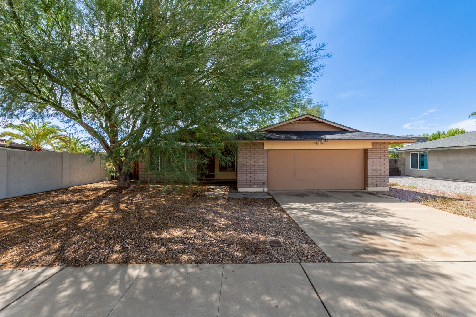 Glendale House: 5603 W Greenbriar Dr