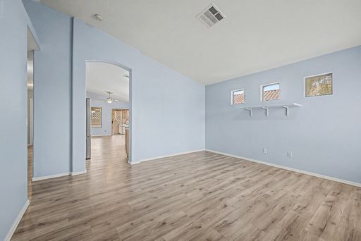 Listing photo thumbnail