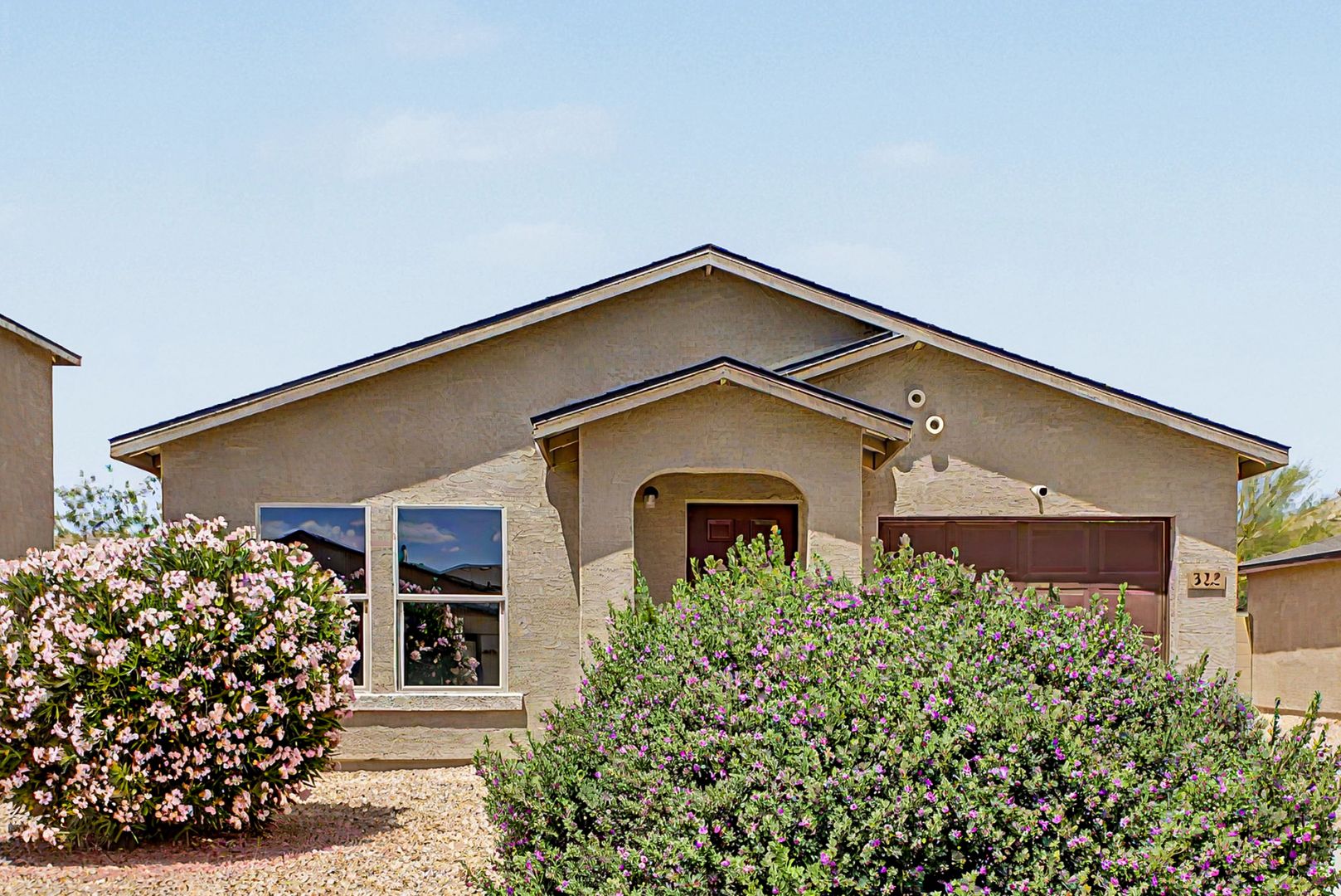 Casa Grande House: 322 E Watson Pl