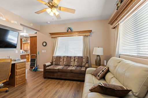 Listing photo thumbnail