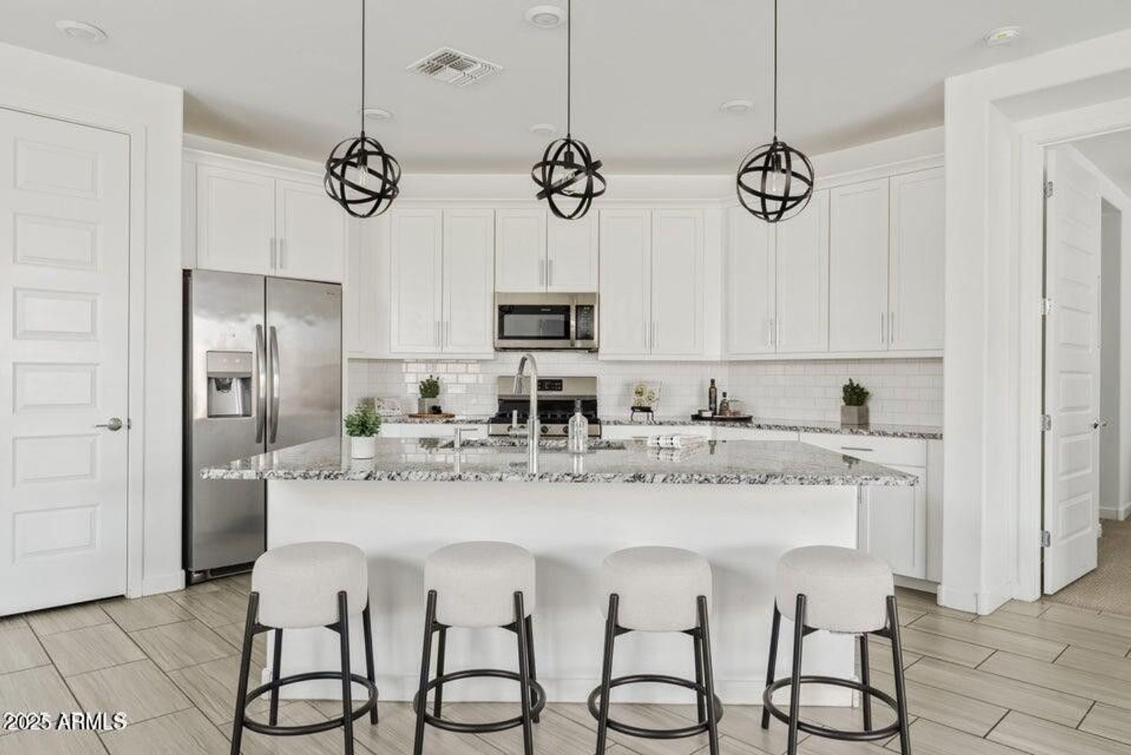 Mesa House: 9854 E Red Giant Dr