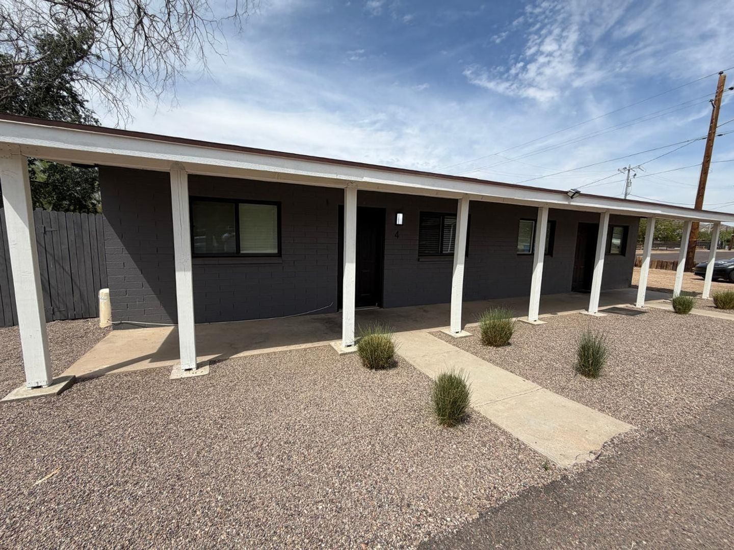 Phoenix Townhome: 1027 E Dunlap Ave #5