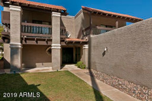 Listing photo thumbnail
