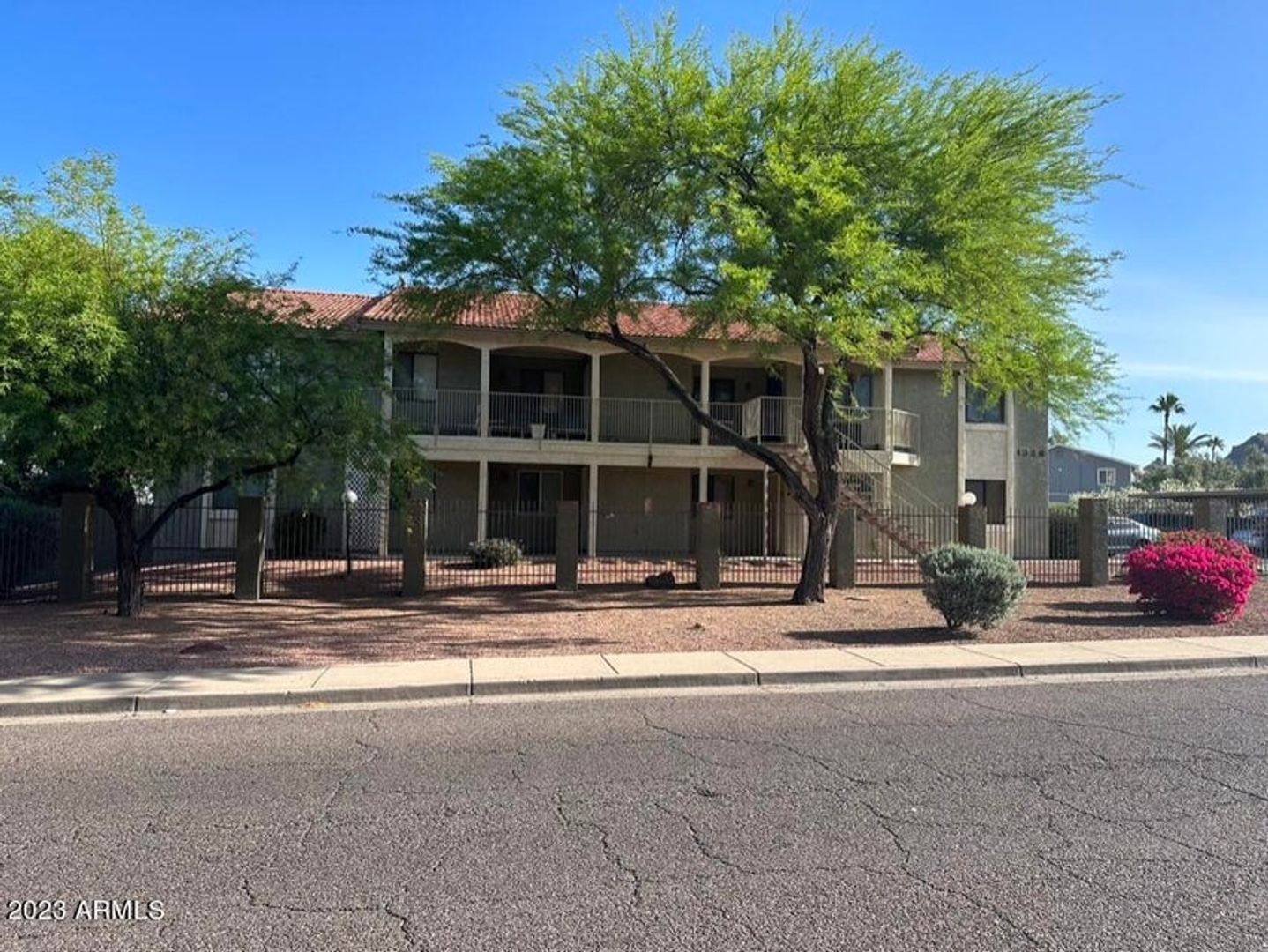 Phoenix Condo: 1336 E Mountain View
