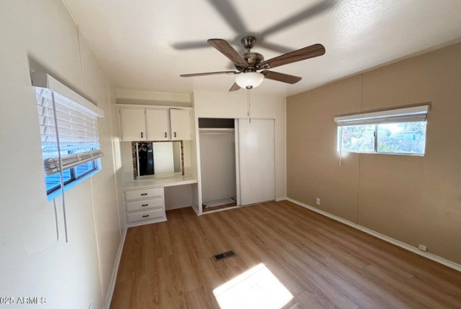 Mesa Apartment: 10122 E Illini St
