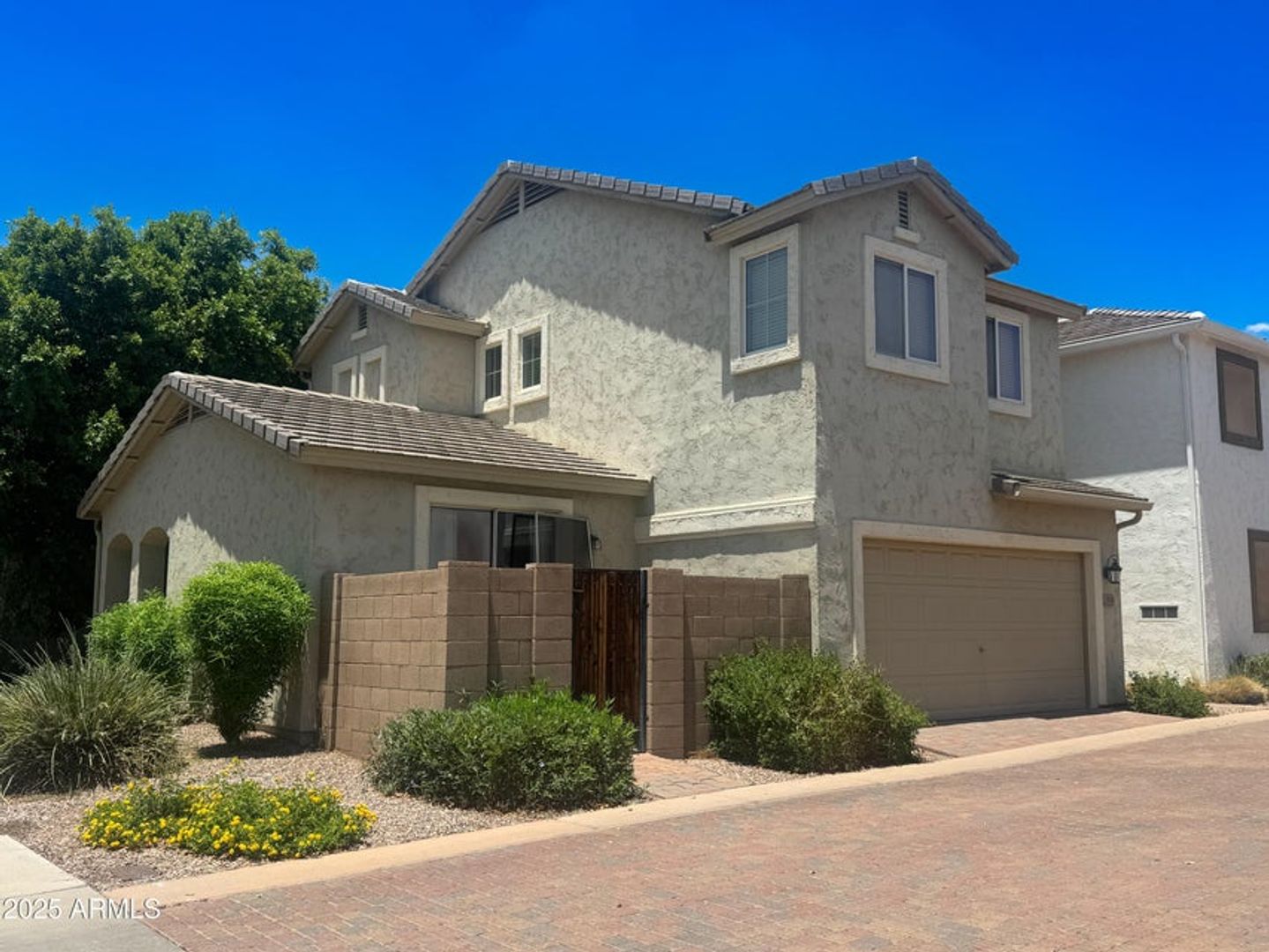 MESA House: 10150 E ISLETA AVE