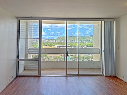 Beautiful Split-Level 1 Bedroom with Stunning Diamond Head & Waikiki Views – photo 1