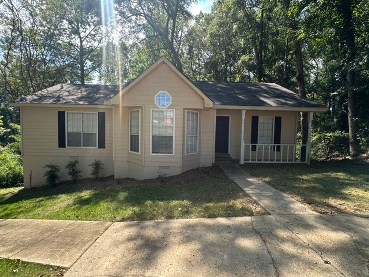 Prattville House: 429 Oregon Court
