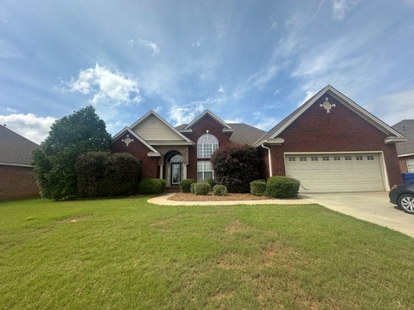Prattville House: 113 Ashton Oak Court