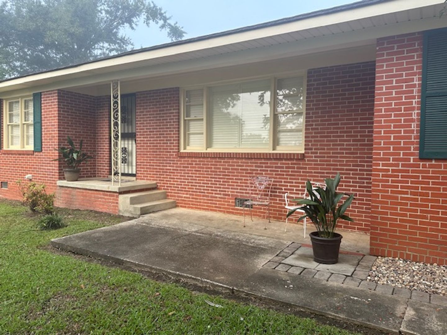 Coosada House: 65 Blackmon Drive