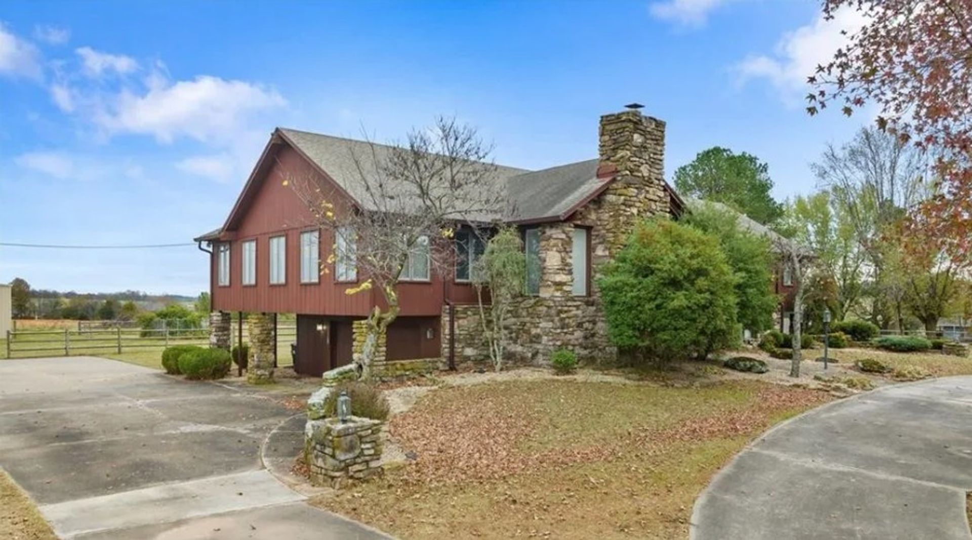 Springdale House: 4657 Butterfield Coach Road