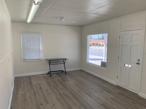 Remodeled 396 sqft office with a restroom on a large 6300 sqft parking lot with 13 spaces. – photo 1