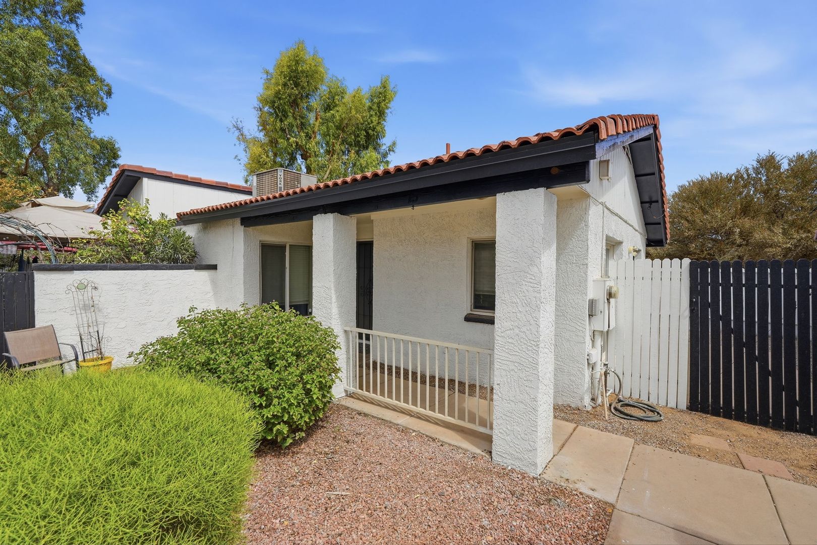 Phoenix Townhome: 14837 N 25th Dr Unit 15