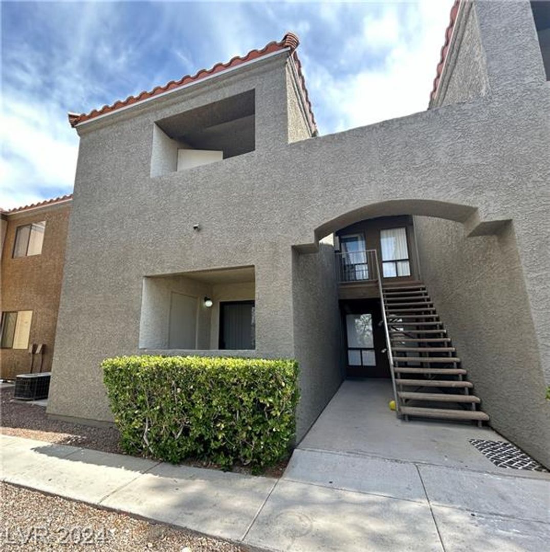 Las Vegas House: 3151 Soaring Gulls Dr. #1039
