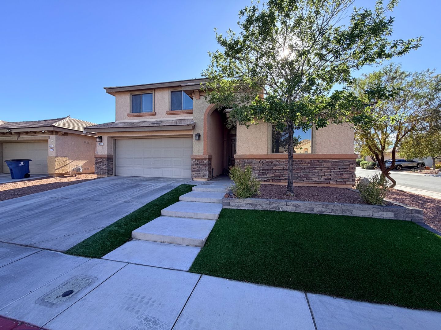 North Las Vegas House: 8137 Slate Falls