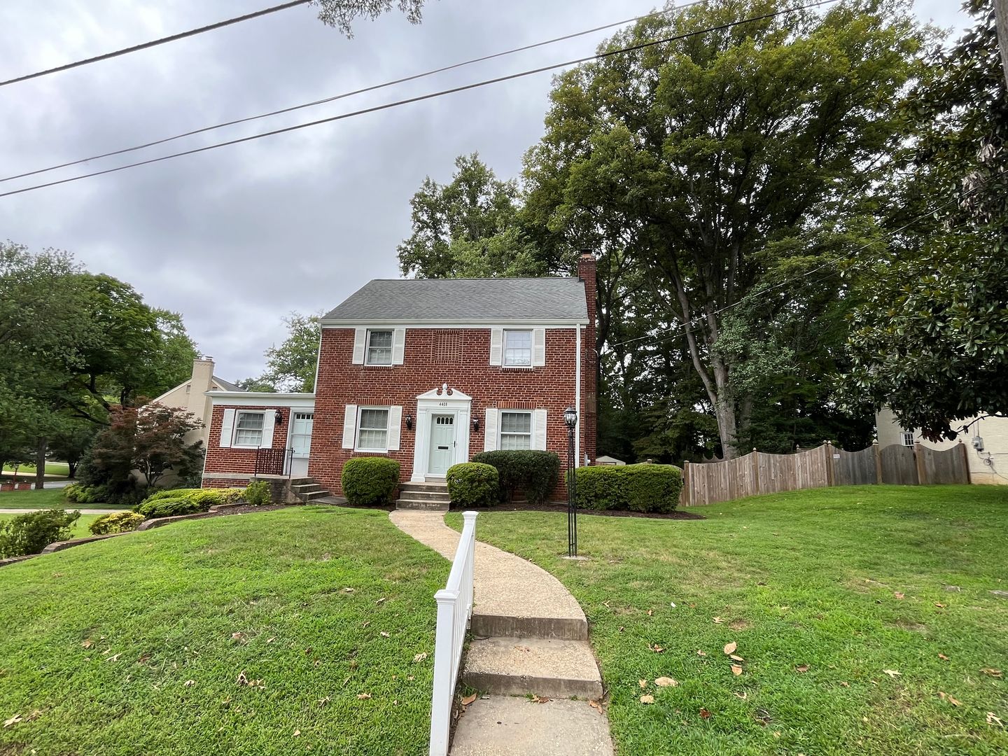 Kensington House: 4408 Glenridge St.