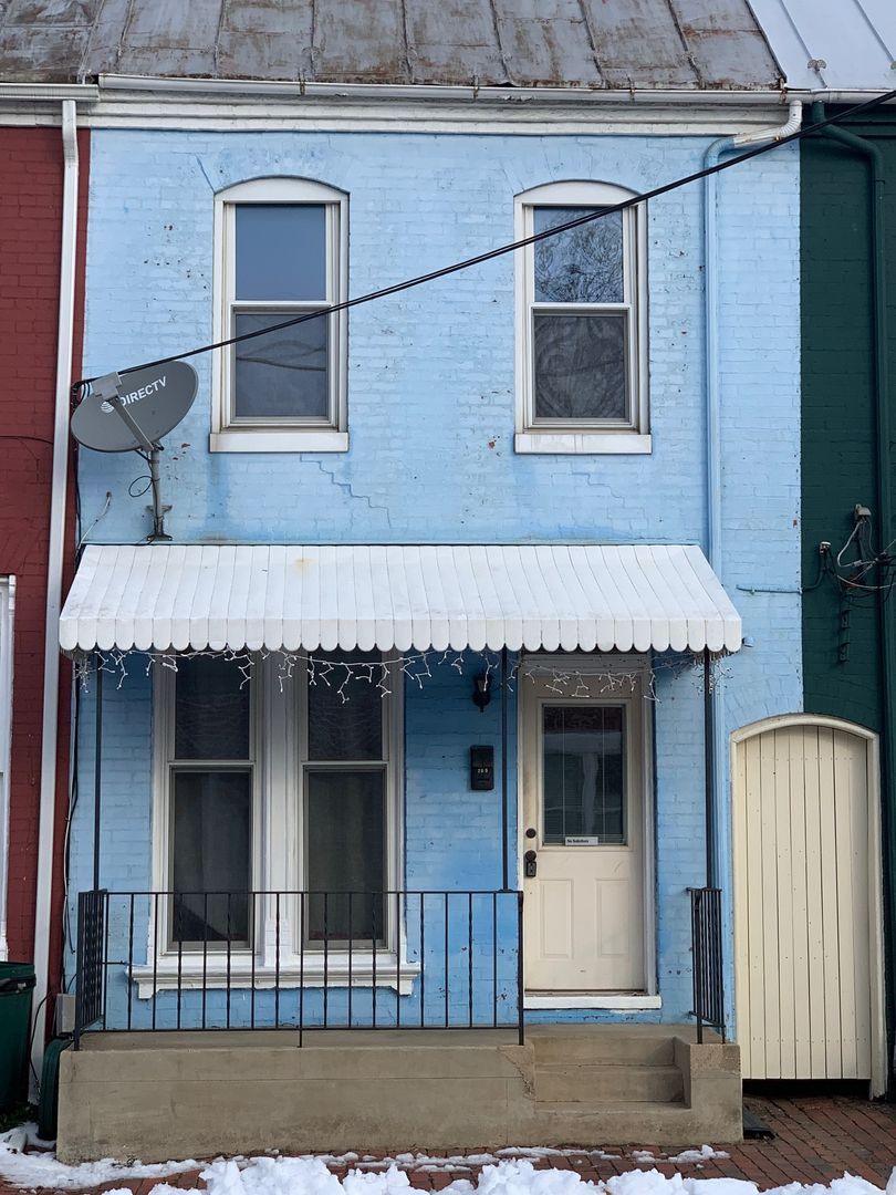 FREDERICK Townhome: 205 W 5TH STREET