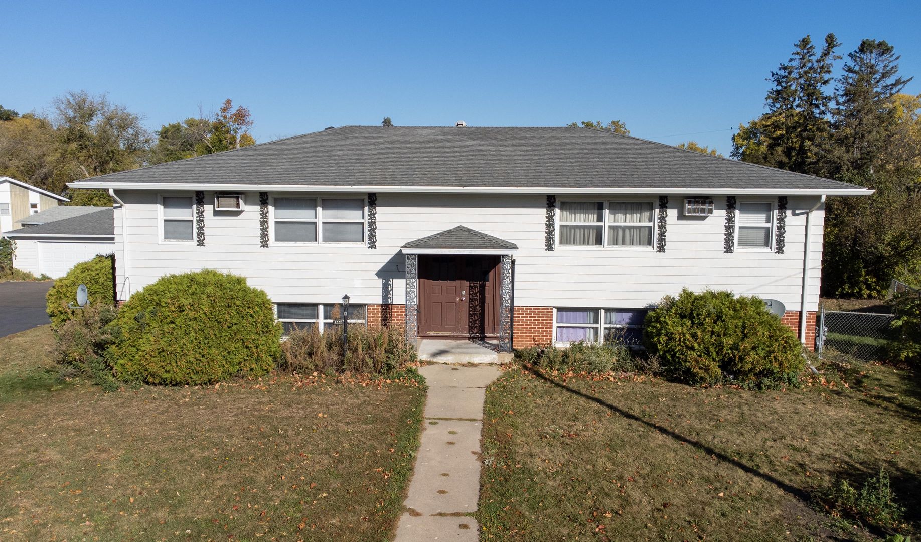 Rochester Apartment: 1335 5th Ave SE