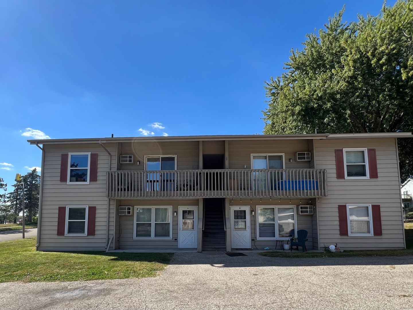 Rochester Apartment: 2721-2801 56th St NW