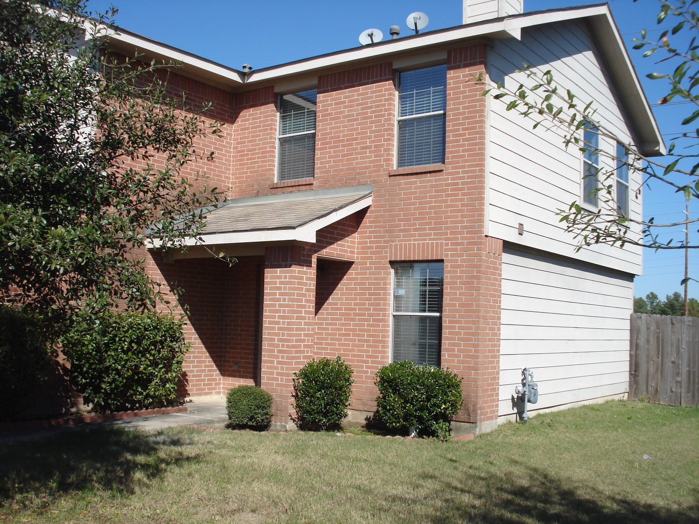 Houston House: 15106 Western Skies