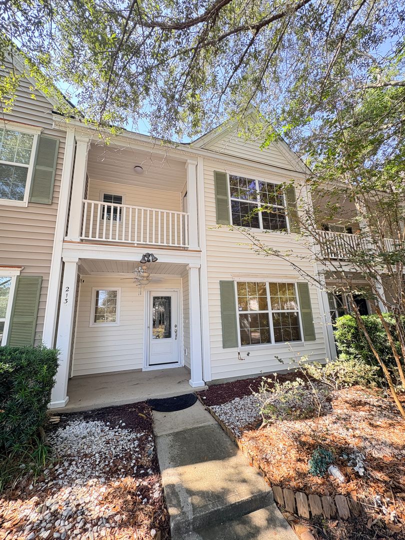 Bluffton House: 213 Station Mill Blvd