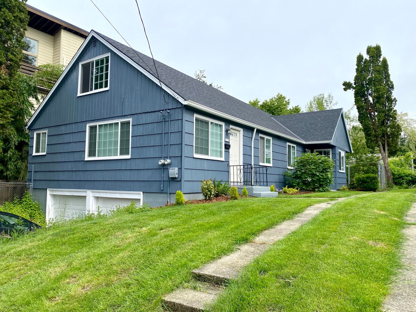 Portland Apartment: 3925 SE Boise St