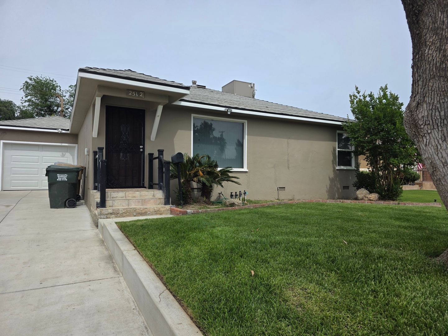 Bakersfield House: 2512 Edwards Ave