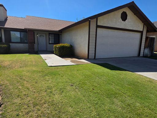 1012 Orangewood St. - House – photo 1