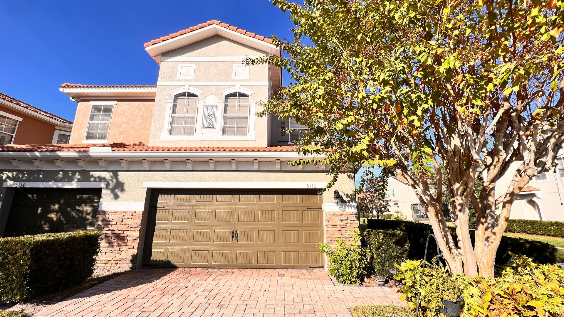 Sanford House: 5110 Fiorella Lane