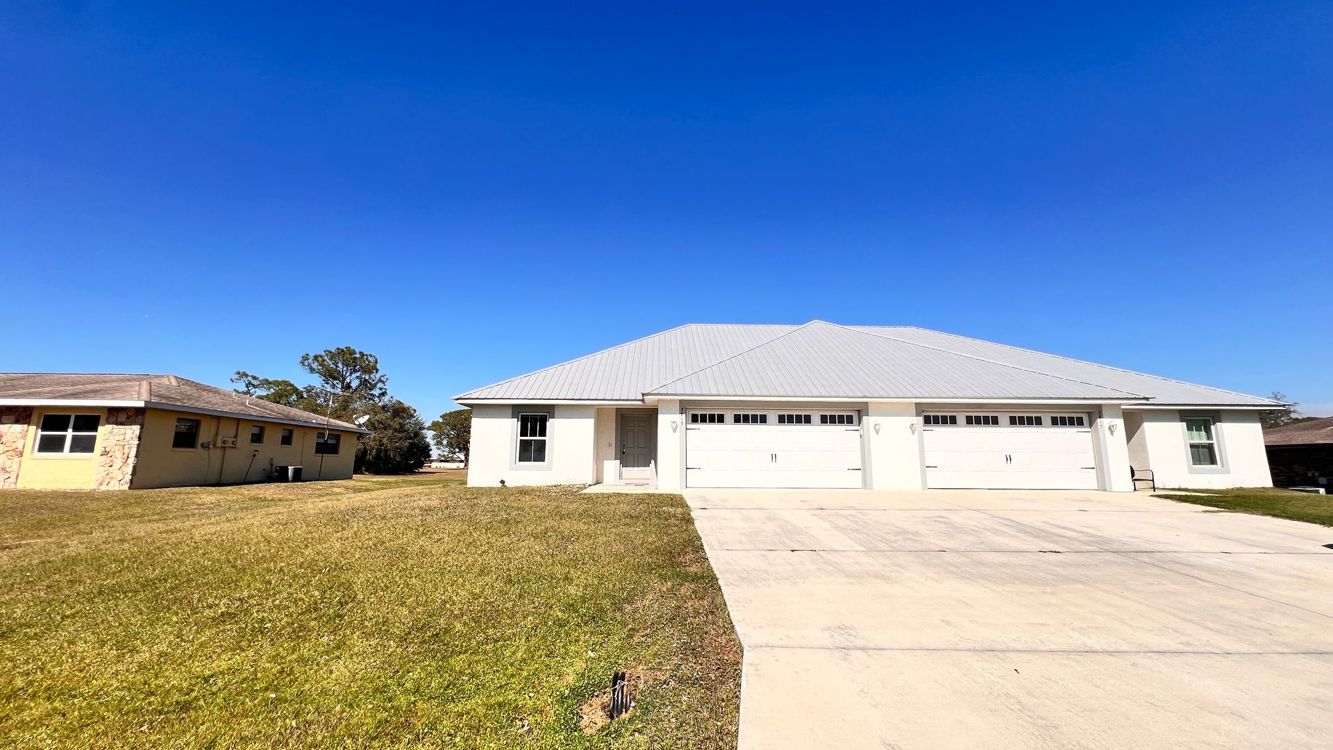 Sebring House: 7819 Valencia Rd