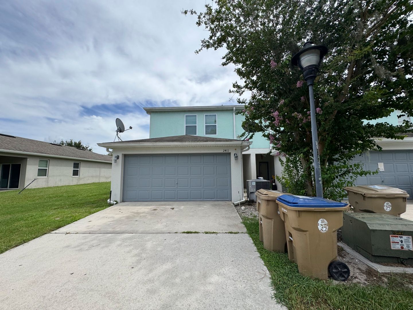 Kissimmee House: 2411 Grasmere View Pkwy N