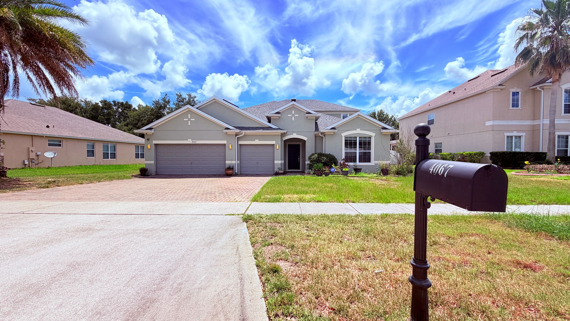 Apopka House: 4067 Knott Dr